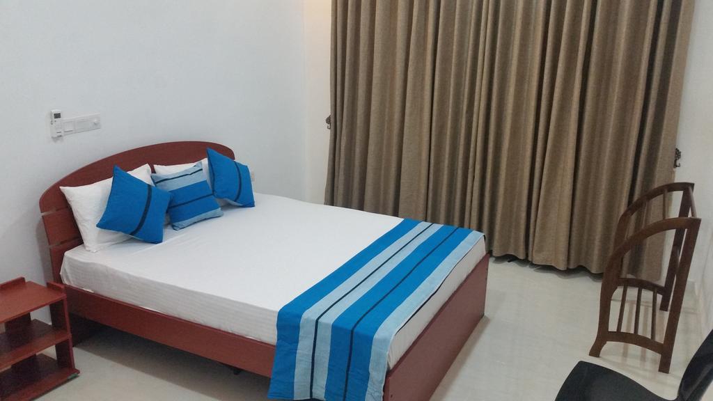 Hotel Serene View Tourist Rest à Anurâdhapura Extérieur photo