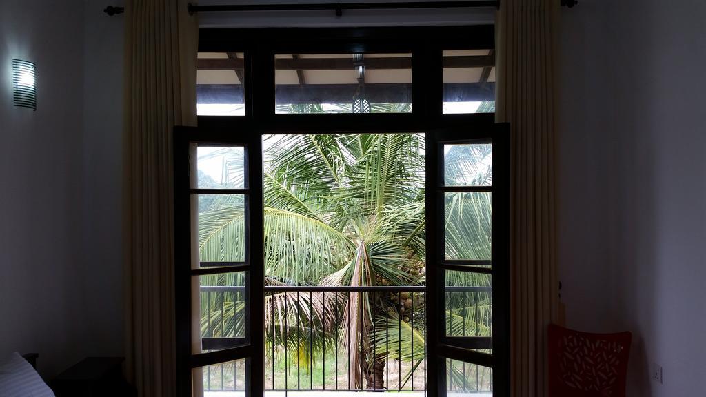 Hotel Serene View Tourist Rest à Anurâdhapura Extérieur photo