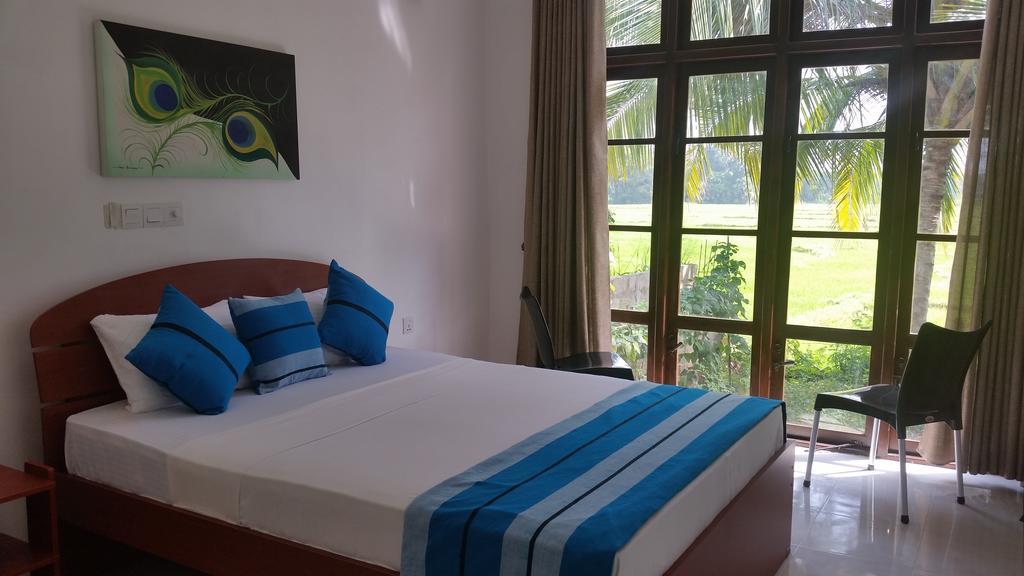 Hotel Serene View Tourist Rest à Anurâdhapura Extérieur photo