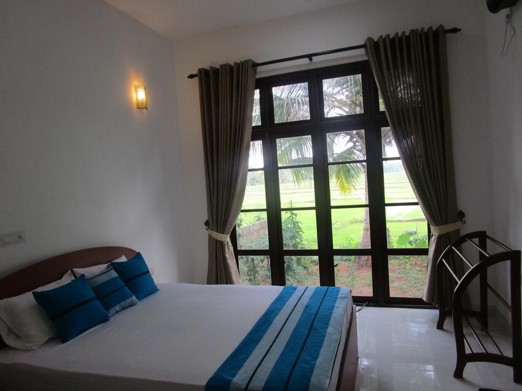 Hotel Serene View Tourist Rest à Anurâdhapura Extérieur photo